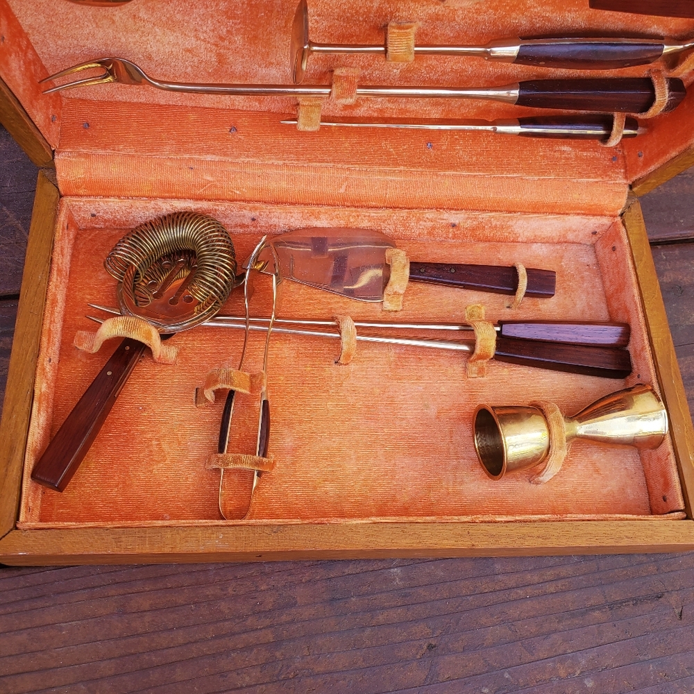 1940s Thailand Bronze Barware Set - Picture 4 of 7
